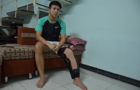 Anh Khoa giải nghệ sau pha vào bóng của Ngọc Hải