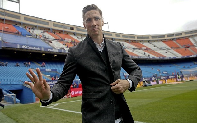 Chùm ảnh: Ăn mặc bảnh bao, Torres lần đầu trở lại Vicente Calderon sau chấn thương kinh hoàng