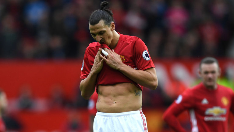 Ảnh bài viết Chuyện Man Utd & Ibrahimovic: Con dao 2 lưỡi
