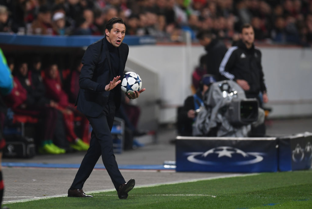 Ảnh bài viết Thua Dortmund tan nát, thầy Chicharito bị 'trảm'