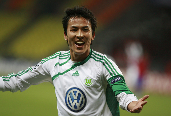 Makoto Hasebe - Kỷ lục gia châu Á tại Bundesliga