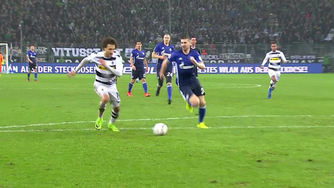 Monchengladbach vs. FC Schalke 04 (vòng 23 Bundesliga)