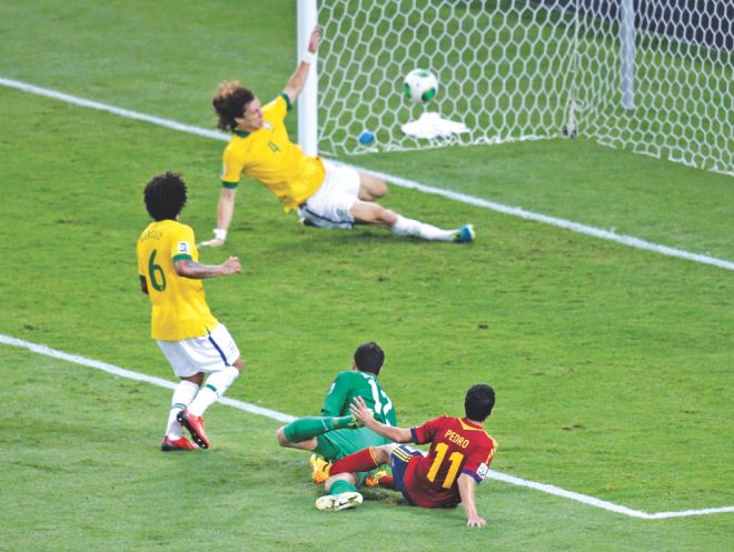 Ảnh bài viết Top 20 pha cản phá bàn thắng ngay trên vạch vôi