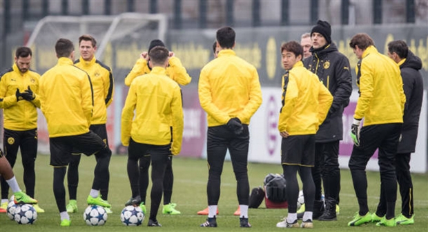 Ảnh bài viết Chùm ảnh: Dortmund phấn khích chờ đợi một cú ngược dòng
