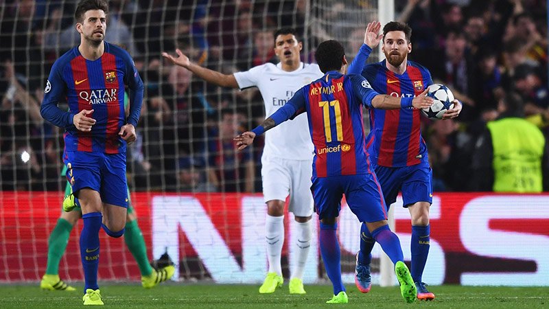 Barca "đạp" PSG: Bóng đá chết, vì sặc mùi tiền