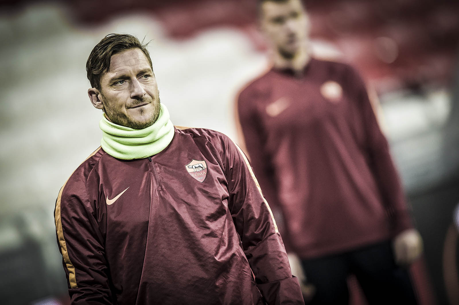 Ảnh bài viết Chùm ảnh: Nụ cười tràn ngập trên sân tập AS Roma