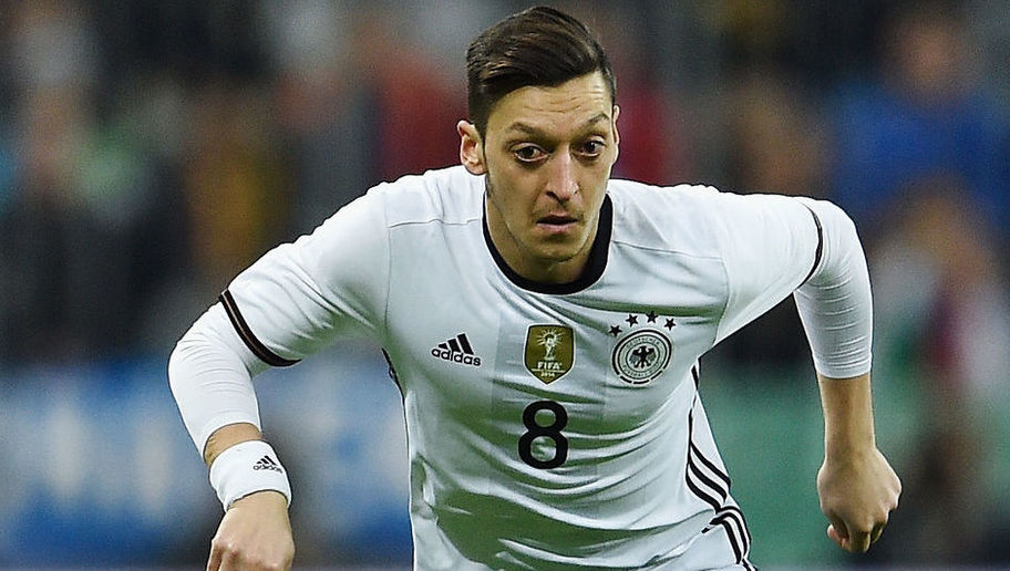 Ảnh bài viết Oezil ngày xưa từng bá đạo thế này mà!