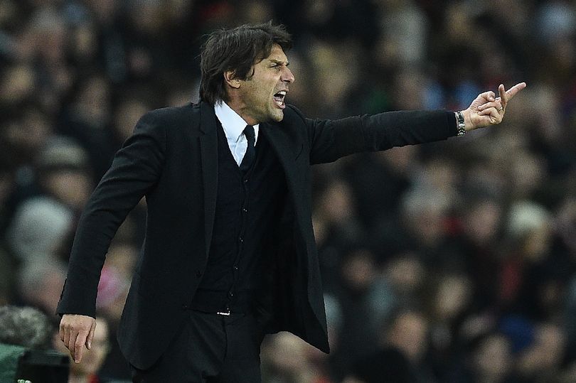 Conte lại ĐÁ XOÁY Mourinho: Nói miệng thì ích gì?