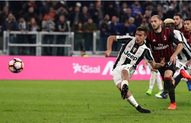 Milan thua trận, trọng tài đích thân xin lỗi Montella
