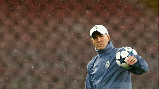 5 điểm cộng và 5 điểm trừ của Zidane tại Real Madrid mùa này