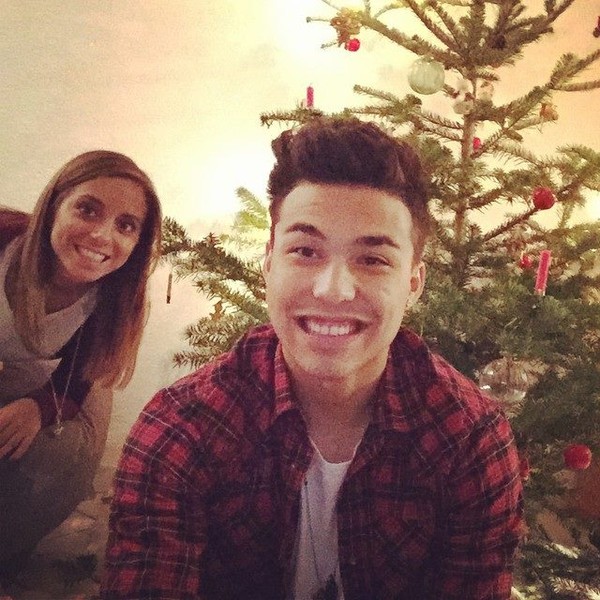 Chuyện tình hạnh phúc của “hot boy” Charyl Chappuis