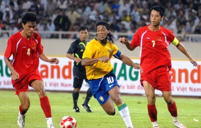 Ronaldinho chuẩn bị ghé thăm Việt Nam