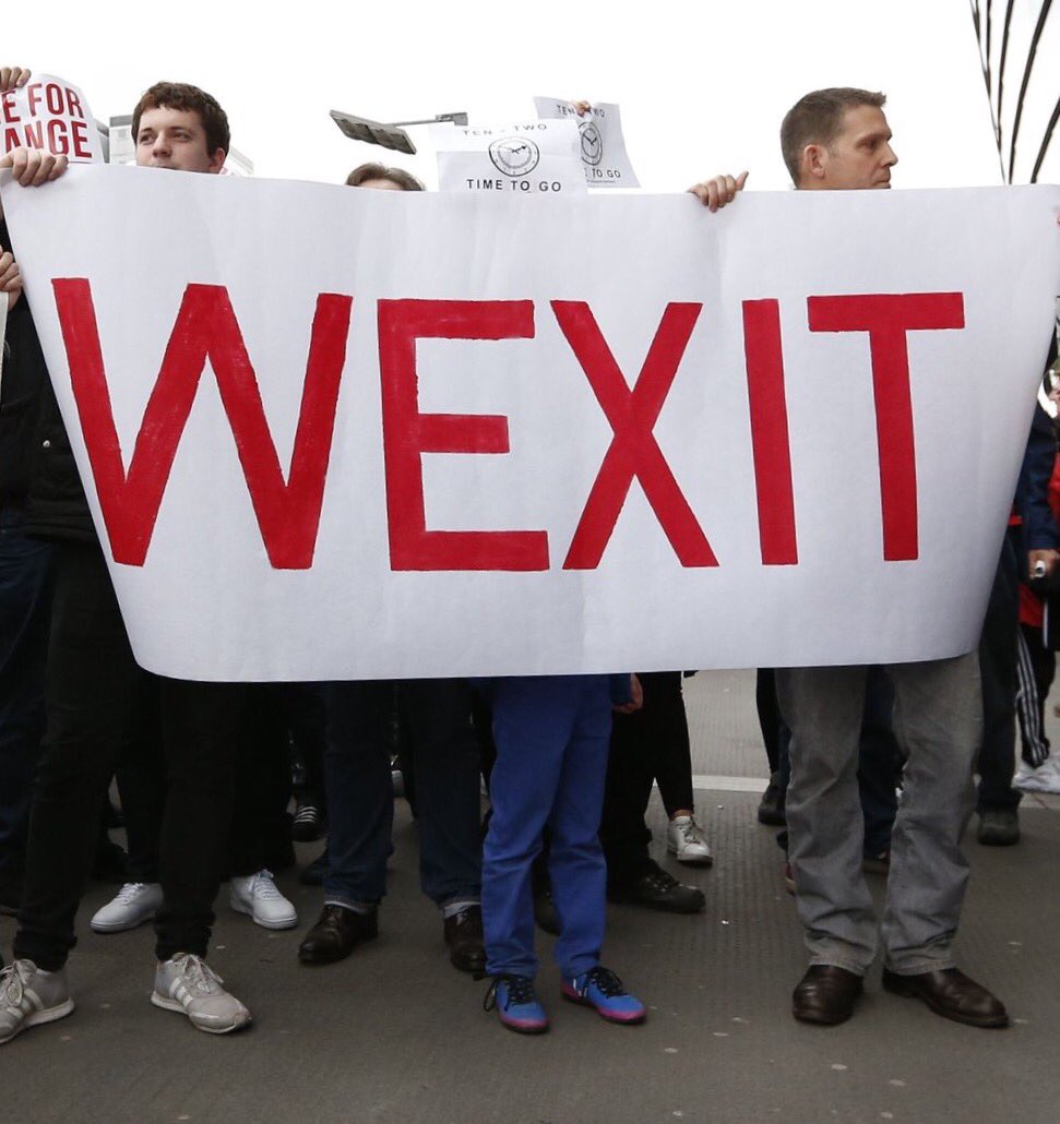 'Wexit': CĐV Arsenal tiếp tục phẫn nộ với Wenger