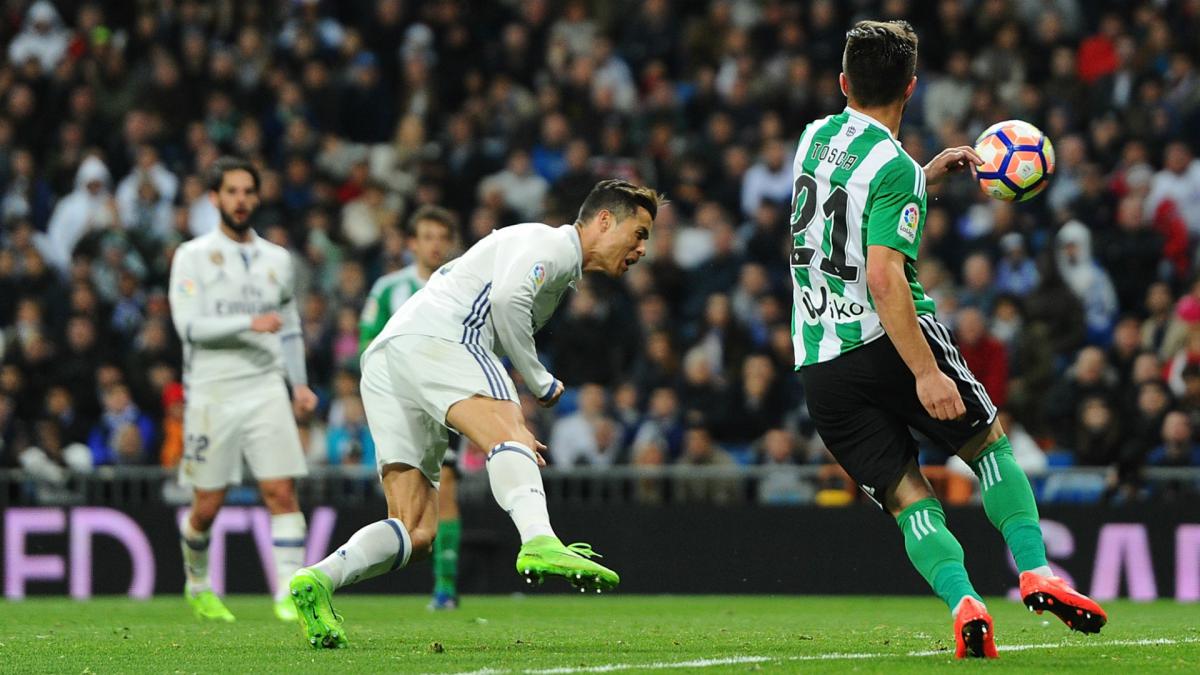 Cristiano Ronaldo - Vua đánh đầu La Liga