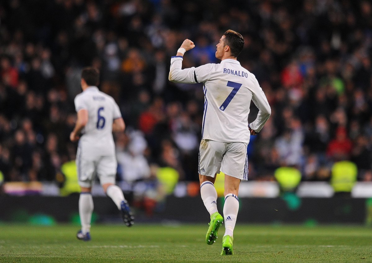 Điểm tin chiều 13/03: Ronaldo lại lập kỷ lục, lộ diện vũ khí bí mật của Mourinho