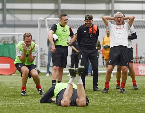 Ảnh bài viết Các huyền thoại Liverpool nôn nóng được so tài với Real