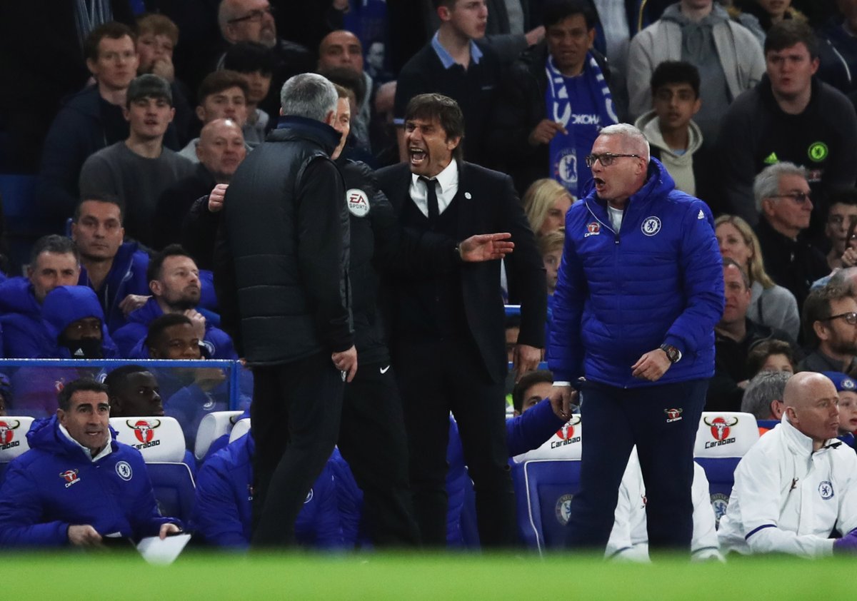 Ảnh bài viết Xem Conte tranh cãi nảy lửa với Mourinho