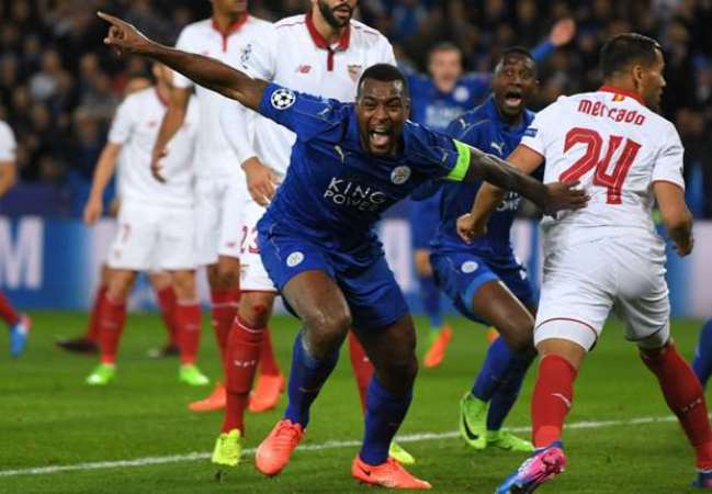Wes Morgan làm nên lịch sử Champions League