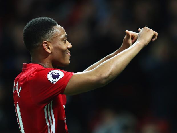 Martial hả hê với thất bại của Man City