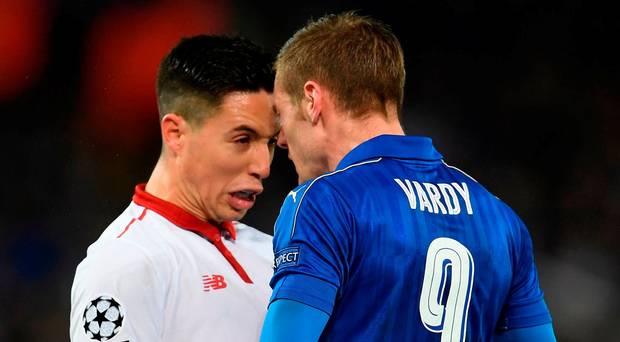Sao Leicester bị huyền thoại Man Utd gọi là 'tên lừa đảo'