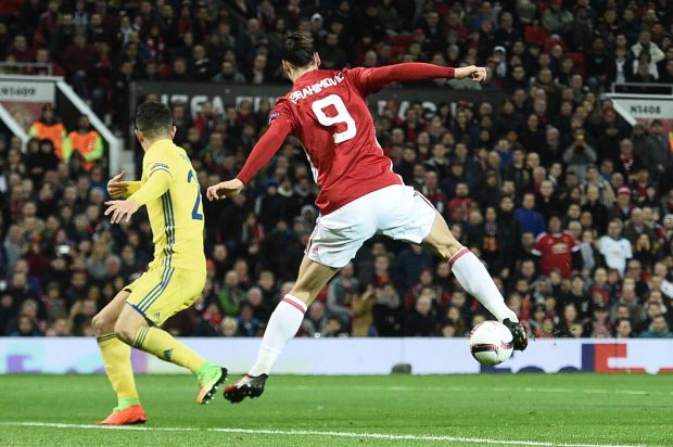 Ảnh bài viết Pha kiến tạo đẳng cấp của Zlatan Ibrahimovic cho Juan Mata