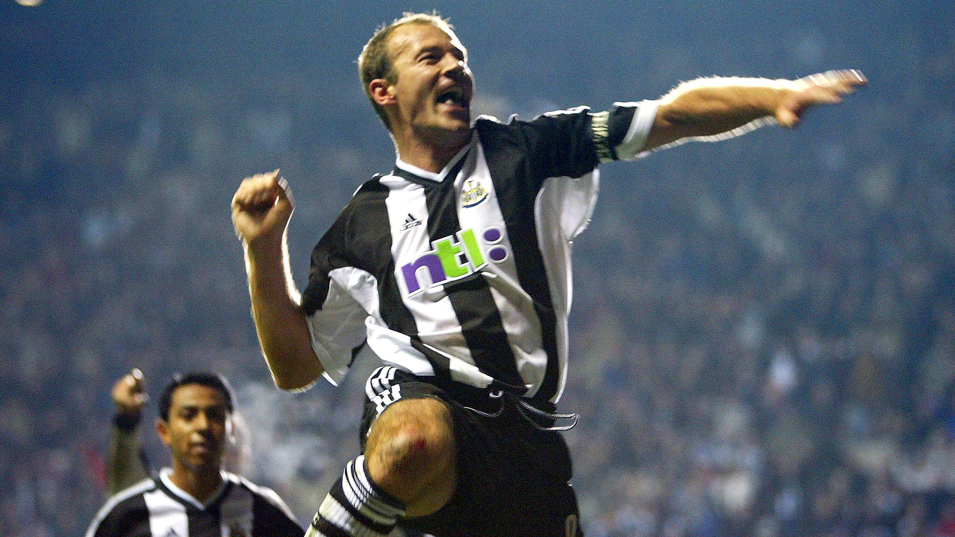 Ảnh bài viết Siêu phẩm volley của Alan Shearer vs Everton (2002)