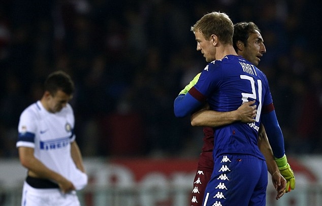 Joe Hart lập cú đúp sai lầm, biếu cho Inter 2 bàn
