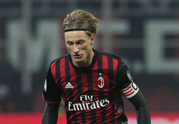 CHÍNH THỨC: Đội phó AC Milan nghỉ hết mùa