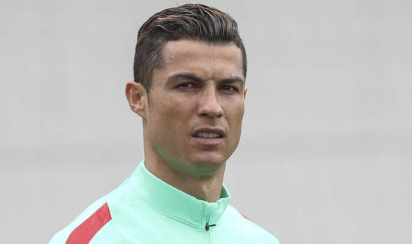 Đồng đội Real ủng hộ Morata, nhưng Ronaldo lại muốn Mbappe