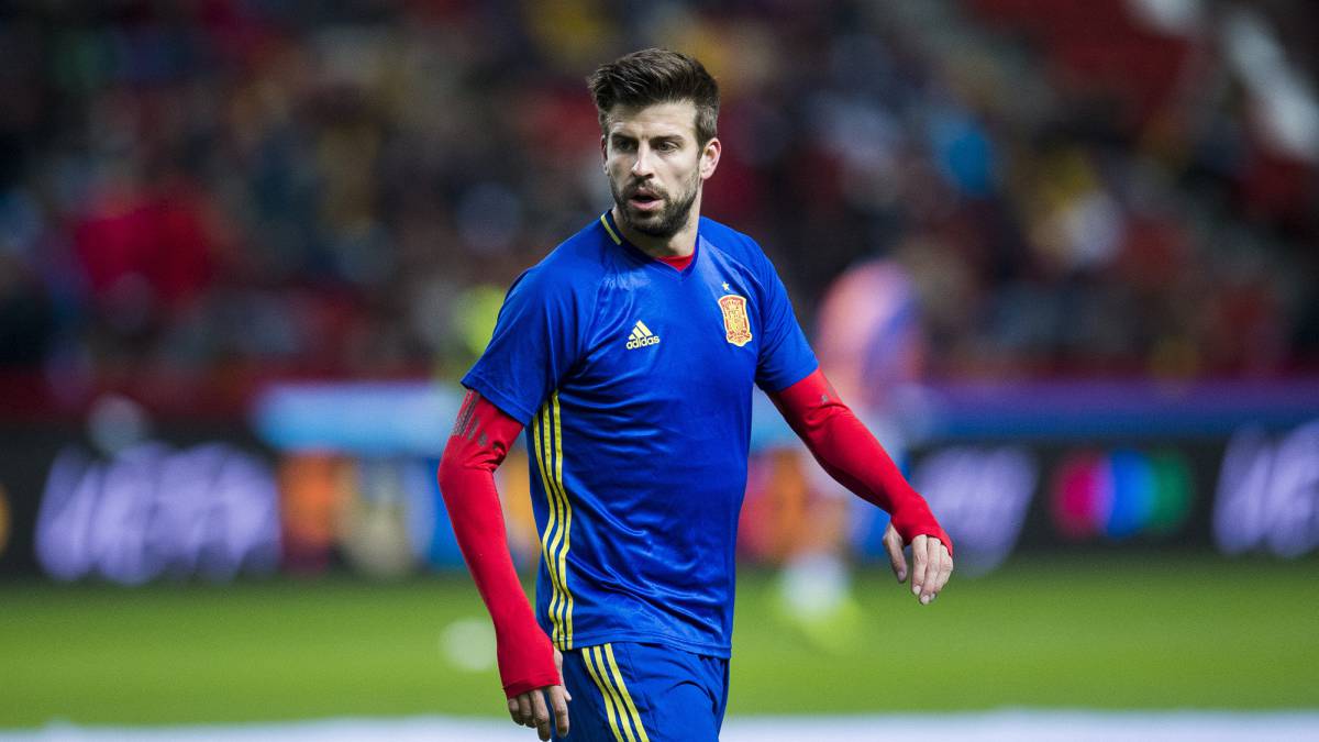Pique lại gây SỐC: Perez đang muốn hại Barca