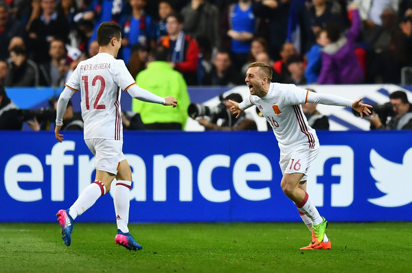 "Tiểu Messi" tỏa sáng, Tây Ban Nha đánh bại Pháp ngay tại Stade de France 