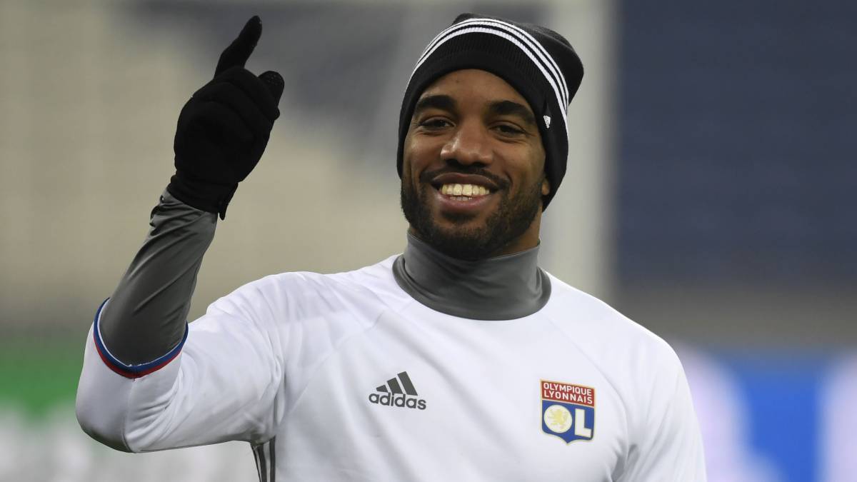 Vụ Lacazette: Lyon 'vòi vĩnh' Atletico Madrid