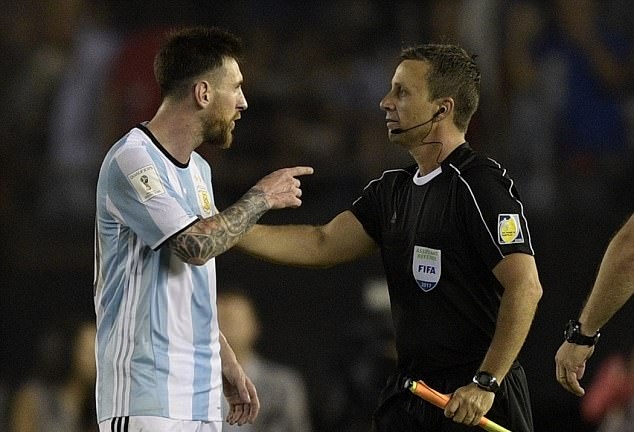 Trọng tài Anh: ‘Án phạt Messi quá nặng và sai luật’