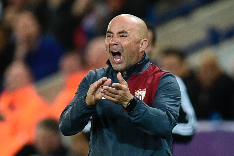 Sampaoli nhắc khéo Barca: 'Tôi muốn dẫn dắt Messi'