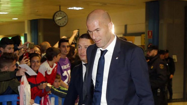 Tháng 4 tới, giông bão chờ thầy trò Zidane