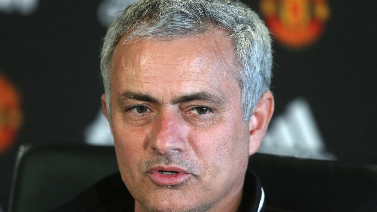 Ảnh bài viết HLV Mourinho báo tin vui chuyển nhượng cho NHM Quỷ đỏ