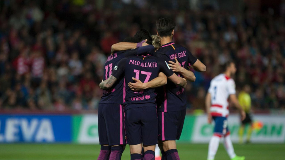 Dư âm Granada 1-4 Barca: Enrique rất liều