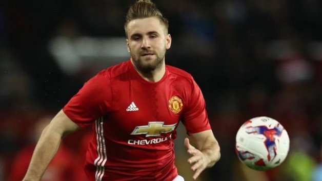 Ảnh bài viết Luke Shaw bị Mourinho mắng thậm tệ 