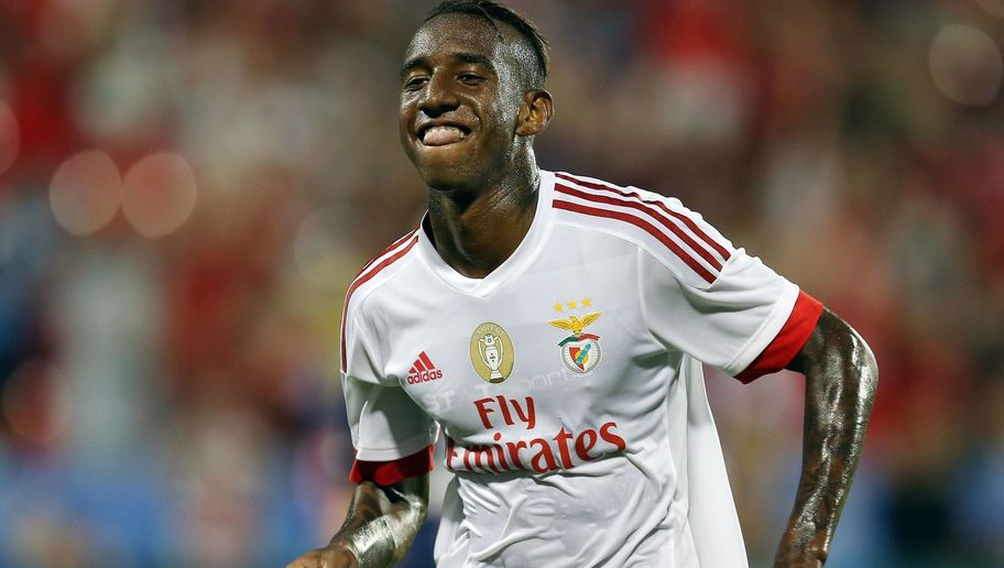 Ảnh bài viết Tiêu điểm chuyển nhượng châu Âu: M.U chi 24 triệu euro cho 'cái tên lạ', Chelsea 'rút ruột' Arsenal