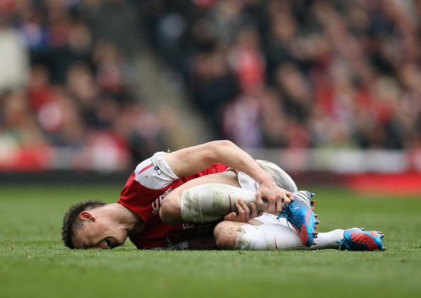 Đấu West Ham, Arsenal buồn vui lẫn lộn
