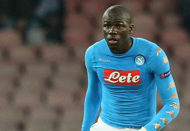 Đại diện của sao Napoli tích cực "thả thính" Chelsea