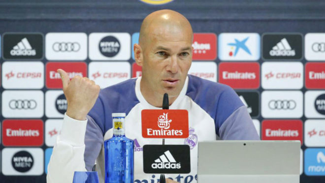 Zidane thừa nhận có thể bị sa thải mùa sau