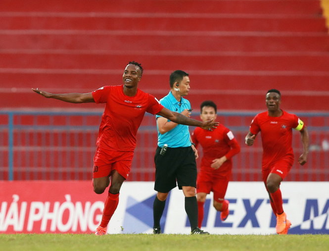 Ảnh bài viết Hải Phòng 3-1 XSKT Cần Thơ (Vòng 12 V-League 2017)