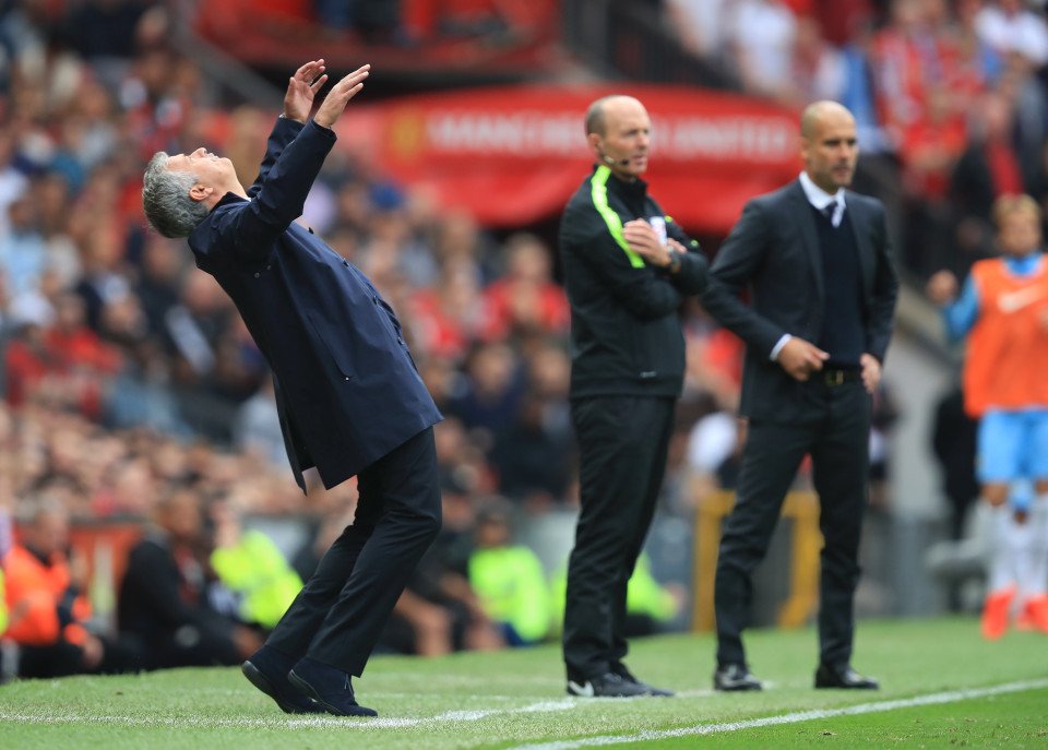 Mourinho và những HLV cần 'lên tiếng' vào cuối tuần này
