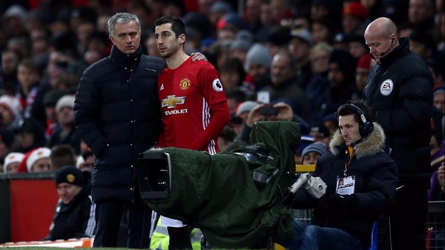 Ảnh bài viết Cuộc chiến Top 4 NHA: Arsenal & Man Utd run rẩy