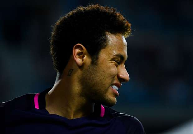 Dính thẻ đỏ, Neymar nguy cơ lỡ Siêu kinh điển