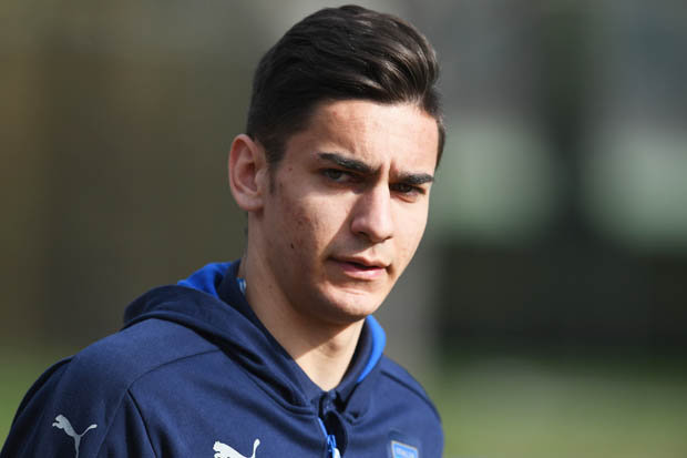 Ảnh bài viết Điểm tin tối 10/04: M.U nhận "cú hích" hàng thủ; Chelsea sang Ý săn thủ môn