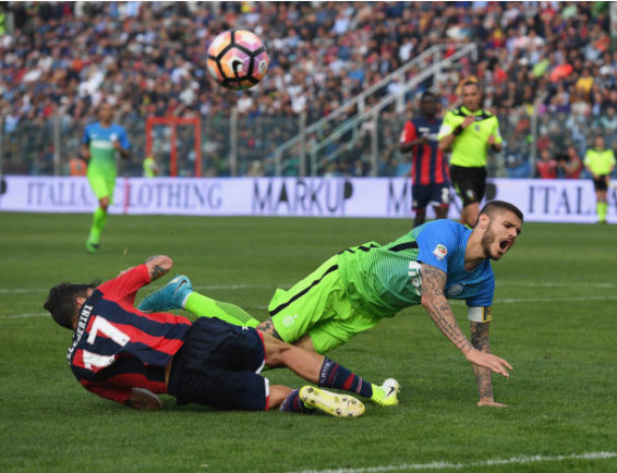 Góc Serie A: Inter thua sốc, Milan trút giận