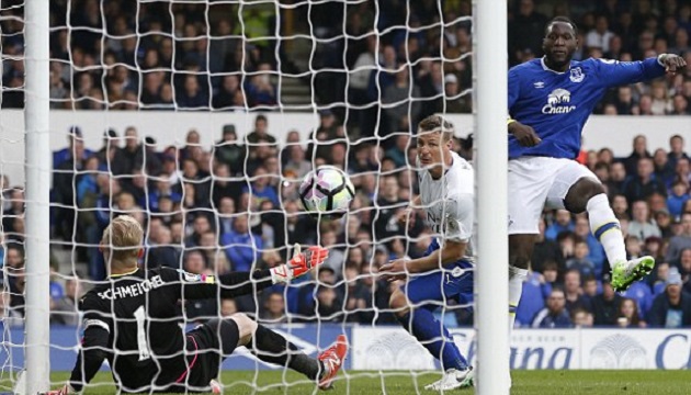 Ảnh bài viết Lukaku lập cú đúp, Leicester thua trận đầu tiên dưới thời Shakespeare
