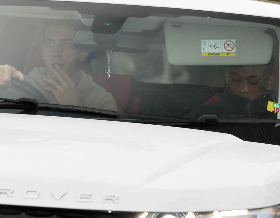 Ảnh bài viết Martial ngáy ngủ trong lúc tới sân tập của Man Utd